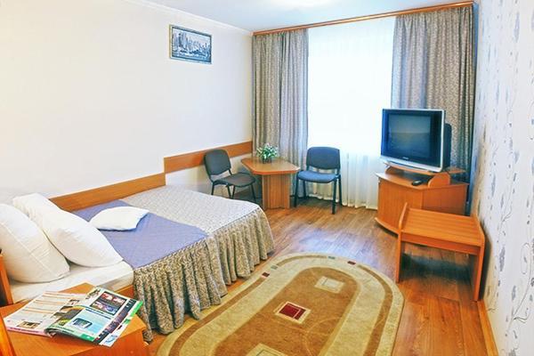 Profssoyuzny Hotel Çernigiv Oda fotoğraf